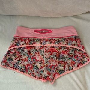 Lululemon, size 6